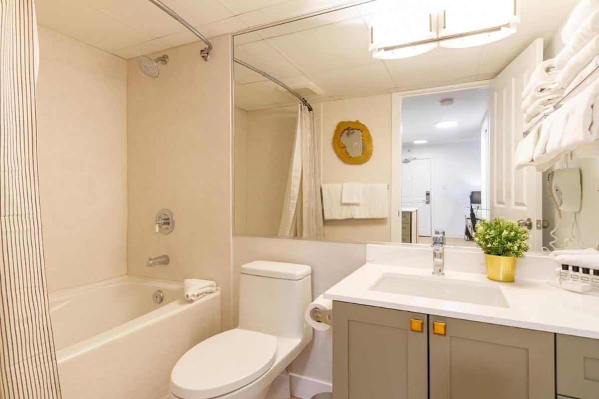 Renovated 1Bed-1Bath In Village With Pool, Hot Tub, And Sauna Whistler Exterior foto
