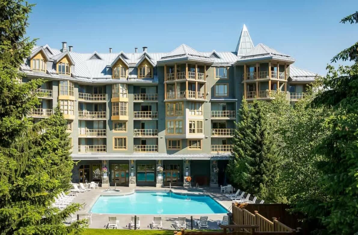 Renovated 1Bed-1Bath In Village With Pool, Hot Tub, And Sauna Whistler Exterior foto